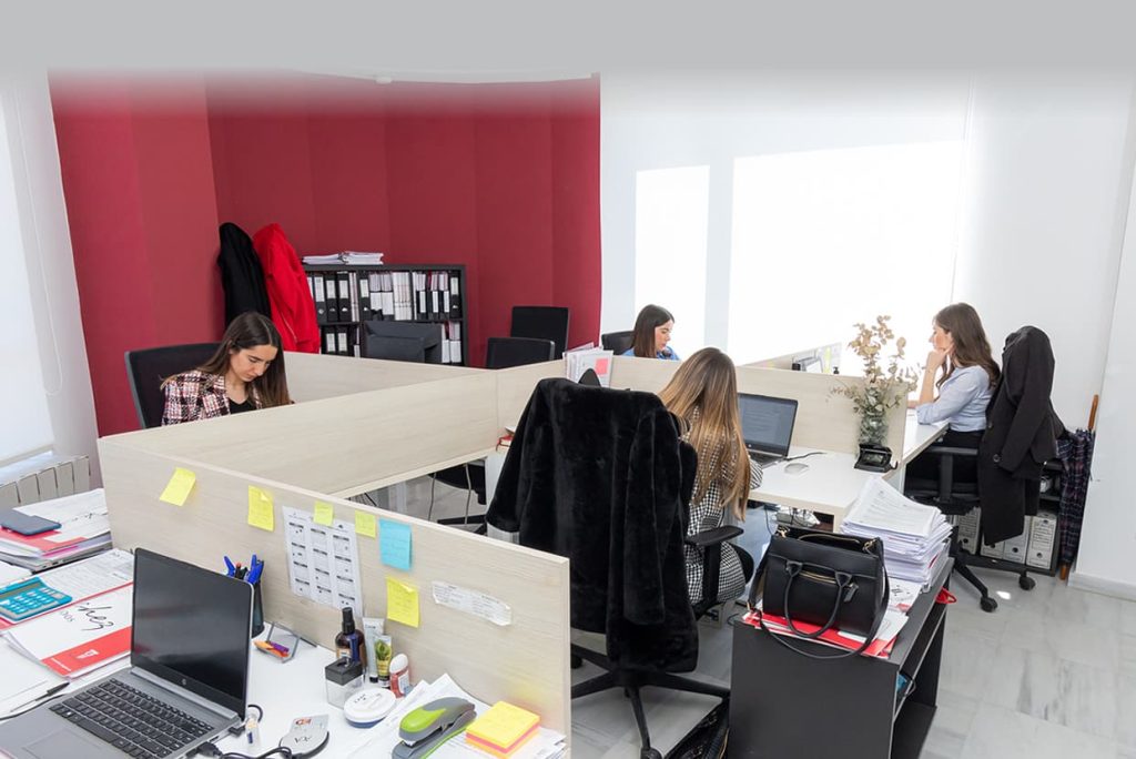ayuda legal para extranjeros en Madrid